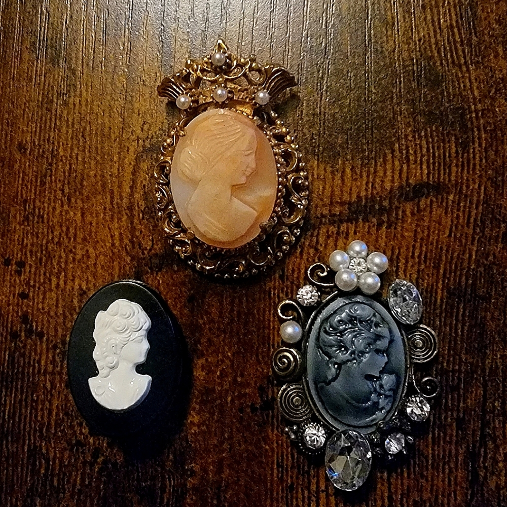 Vintage Florenza Cameo Brooch and 2 other Cameos, Lot of 3!